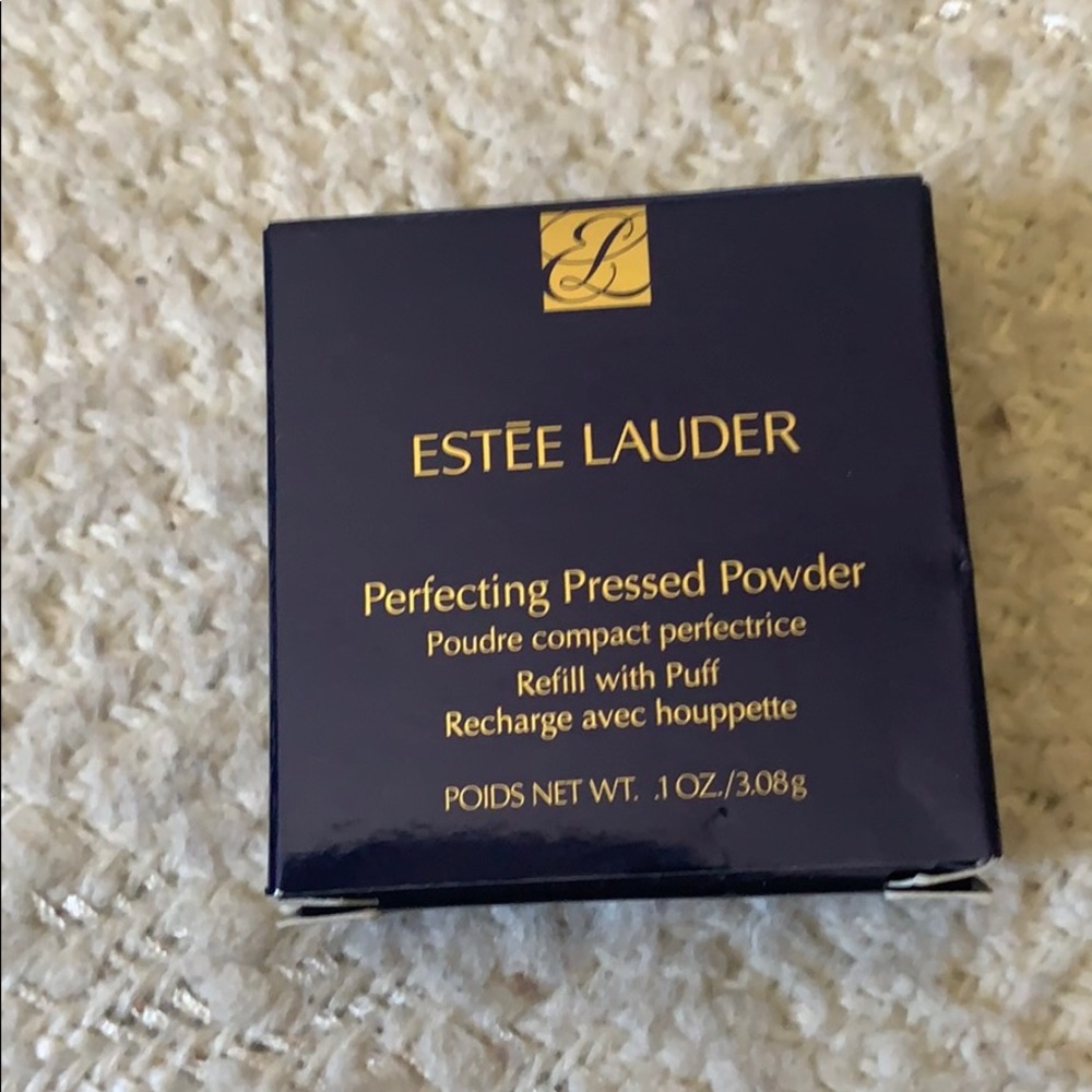 Estée Lauder small refill powder